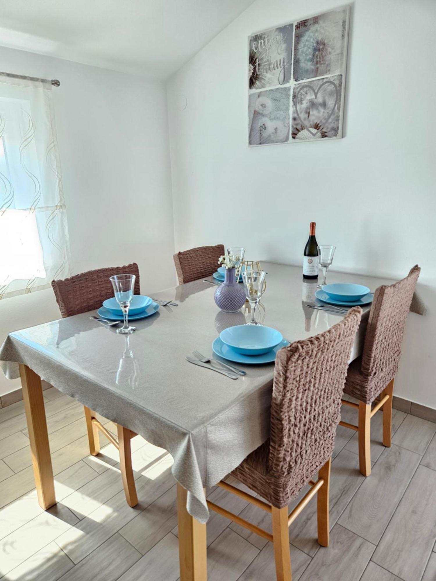 Apartment Vip Pirovac Zewnętrze zdjęcie