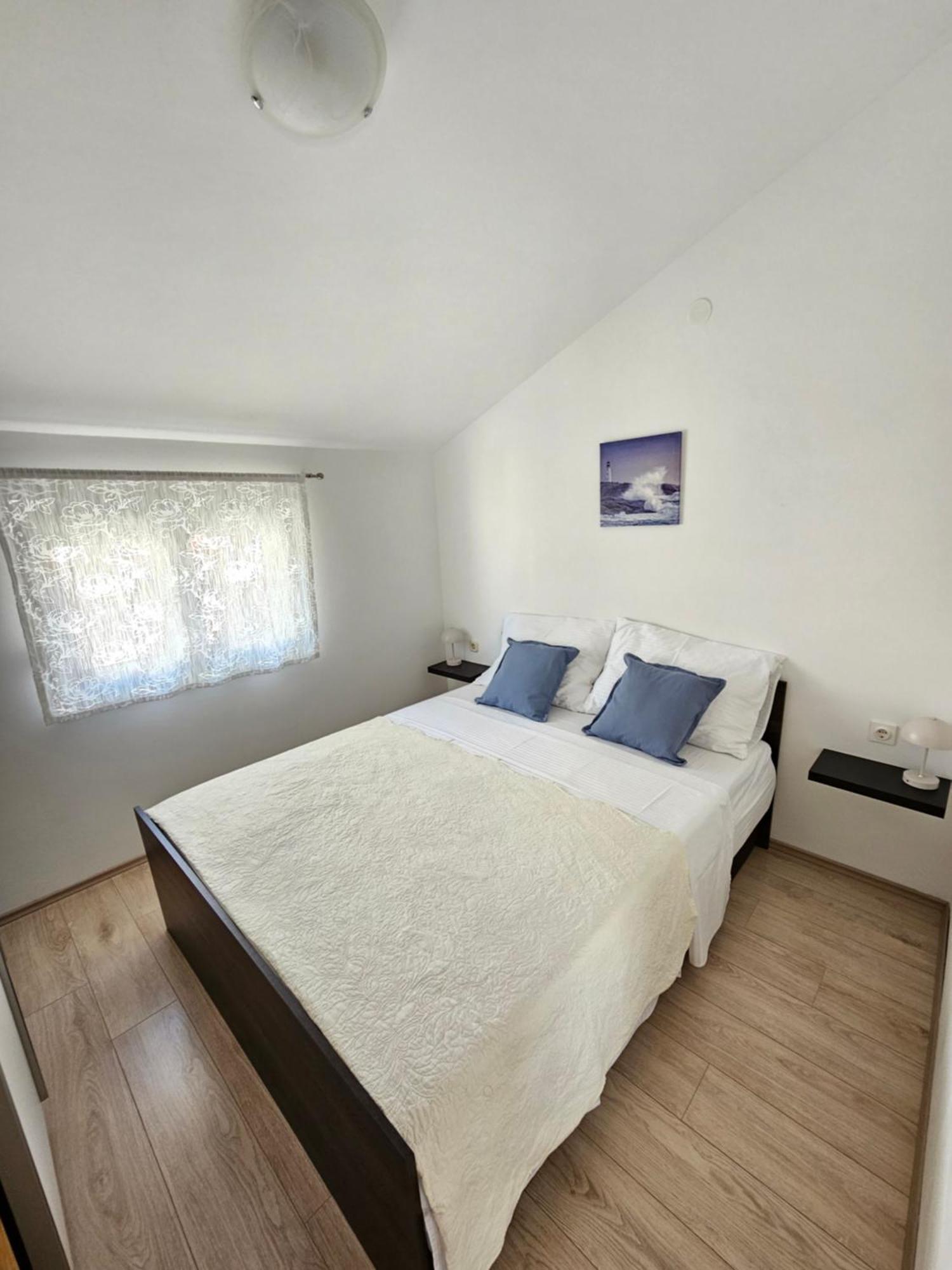 Apartment Vip Pirovac Zewnętrze zdjęcie