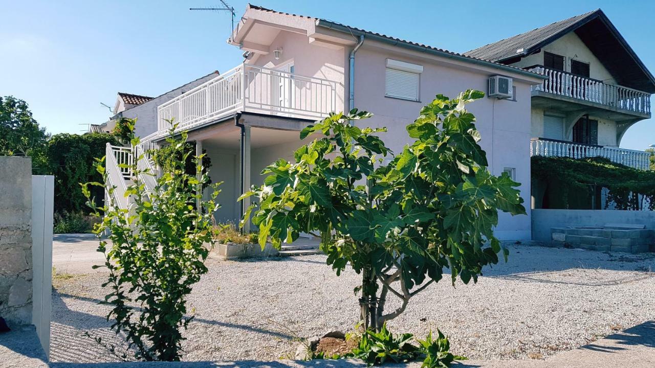 Apartment Vip Pirovac Zewnętrze zdjęcie